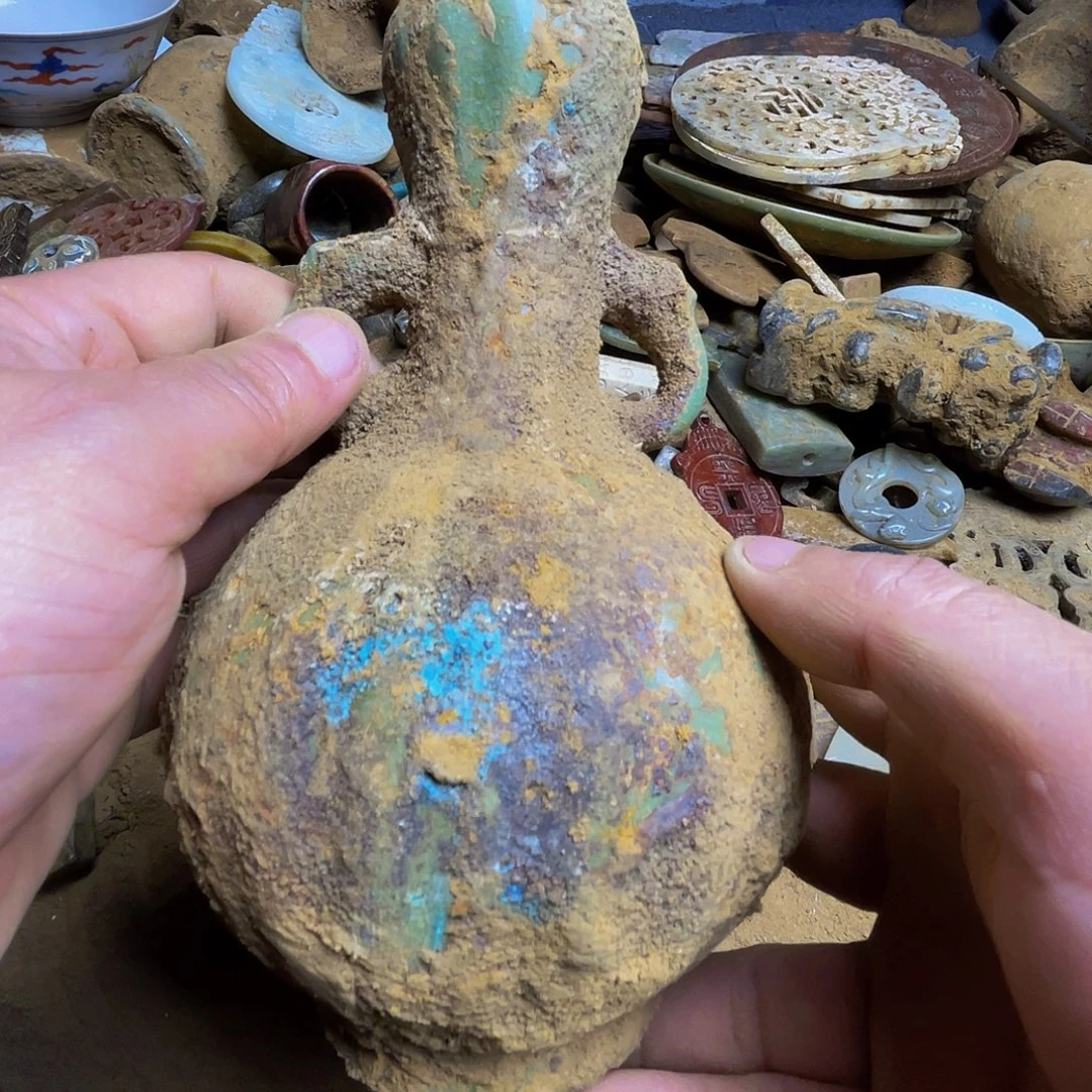 茶盏哈哈这才刚看到信息哈亲嘴的