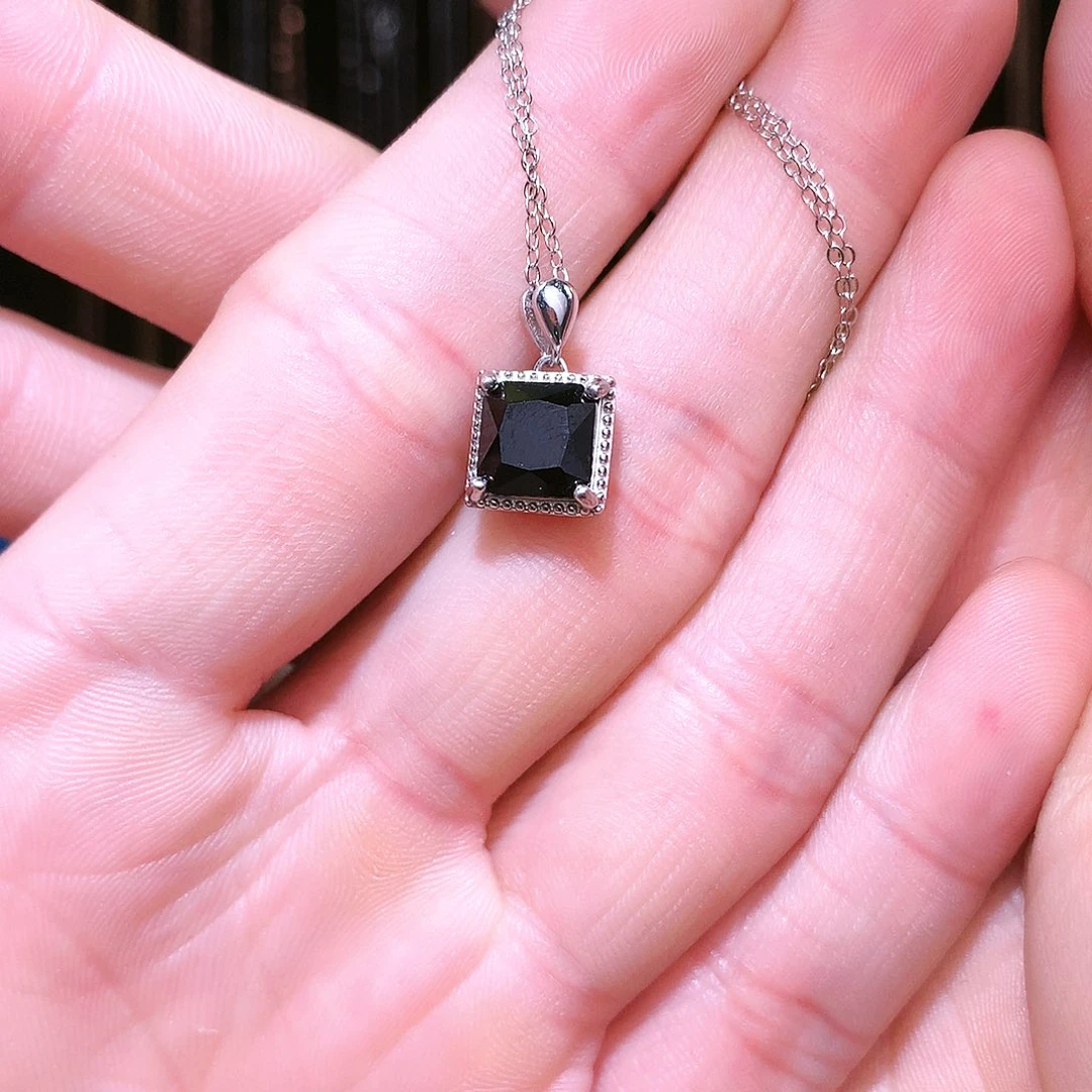 蓝宝石吊坠(赠链)银S925镶嵌