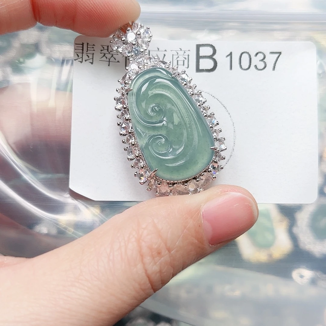 翡翠颈饰未镶嵌翡翠1037