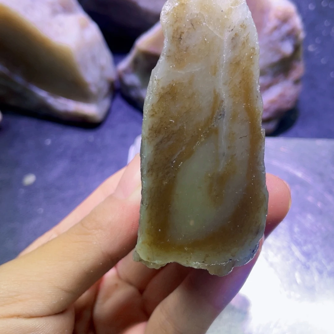 和田玉未镶嵌珠宝半成品