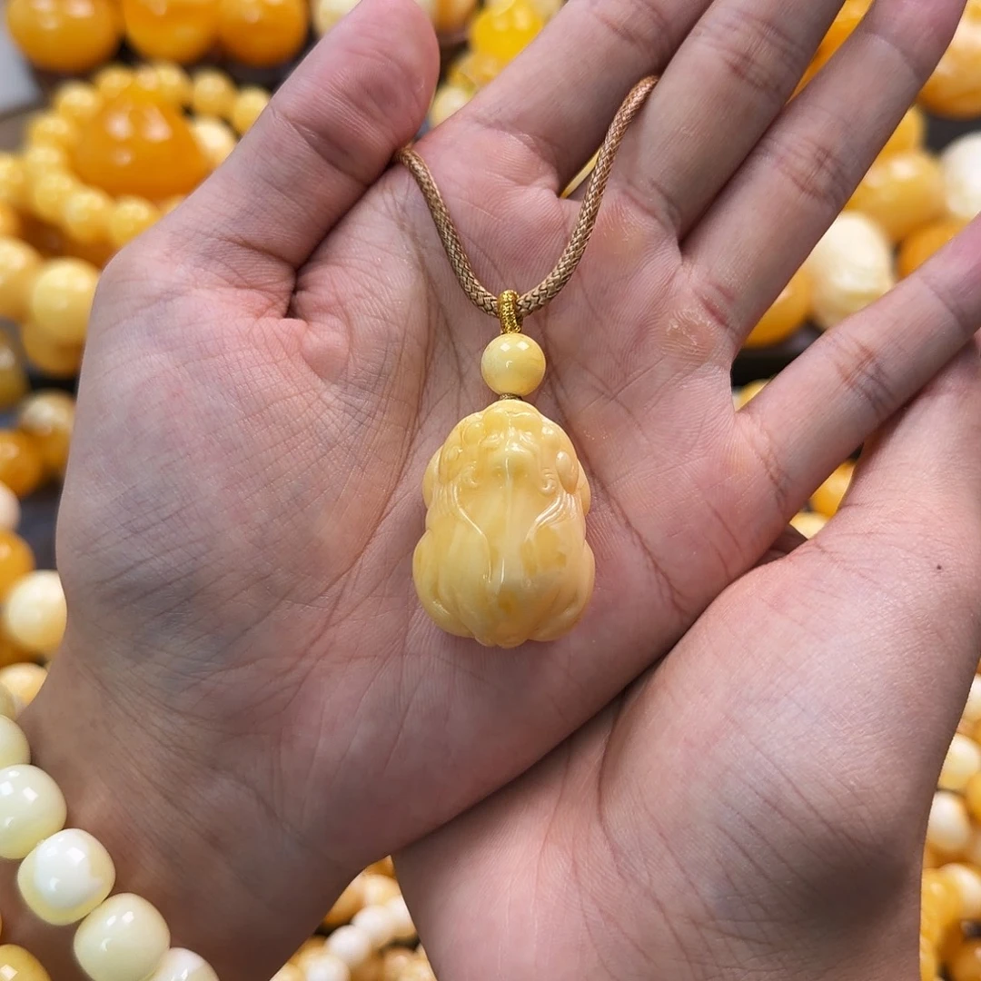 琥珀未镶嵌珠宝奇石12g