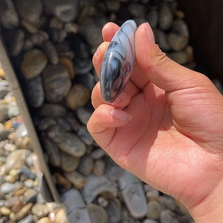 未镶嵌和田玉（糖玉）珠宝奇石