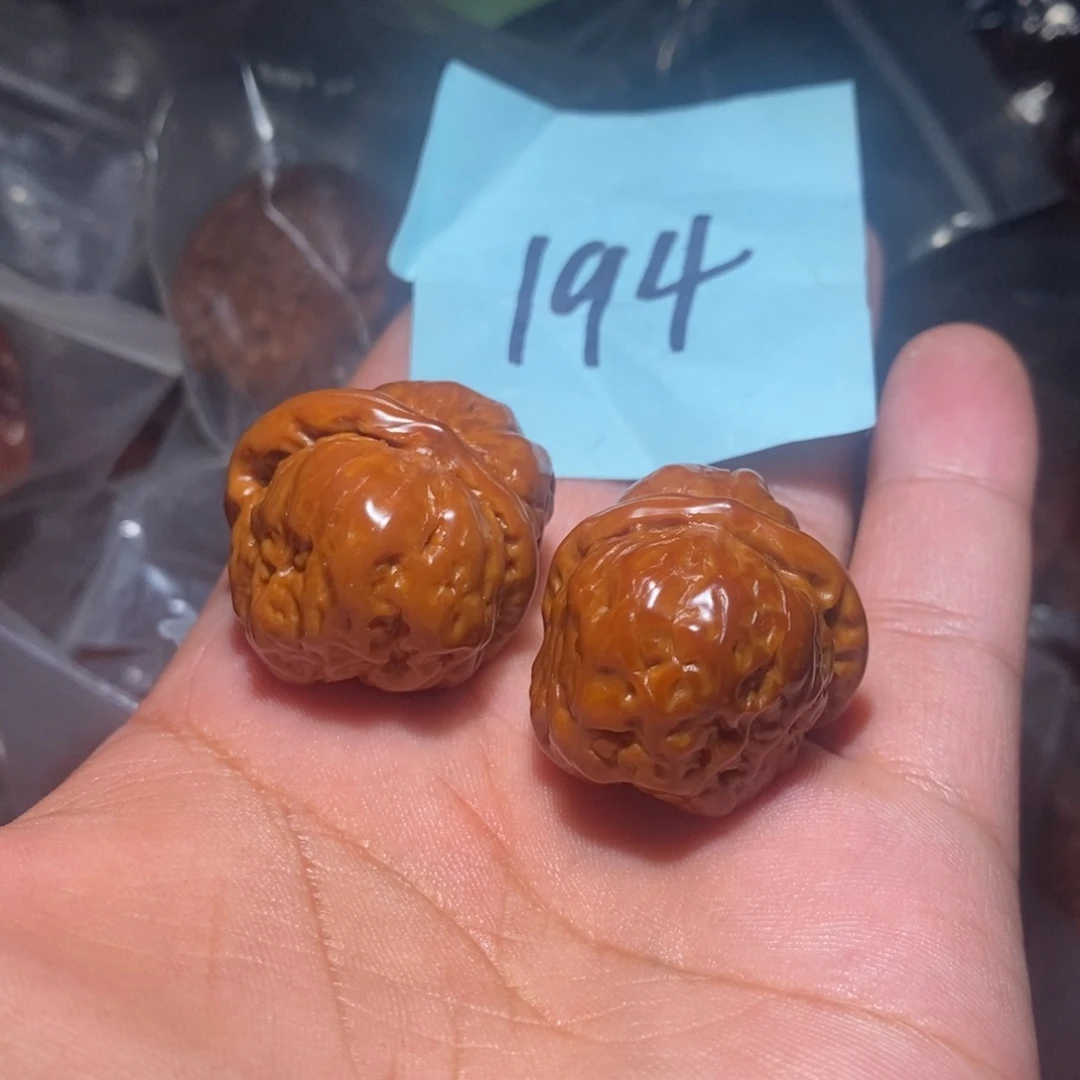 把件文玩核桃蛤蟆头手捻