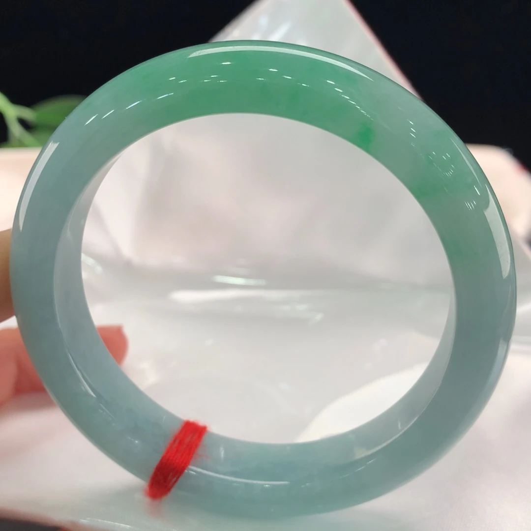 翡翠未镶嵌手镯0380