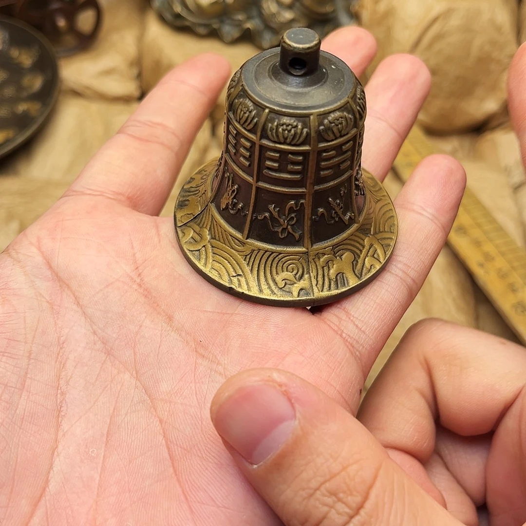 精美铜器批发档口