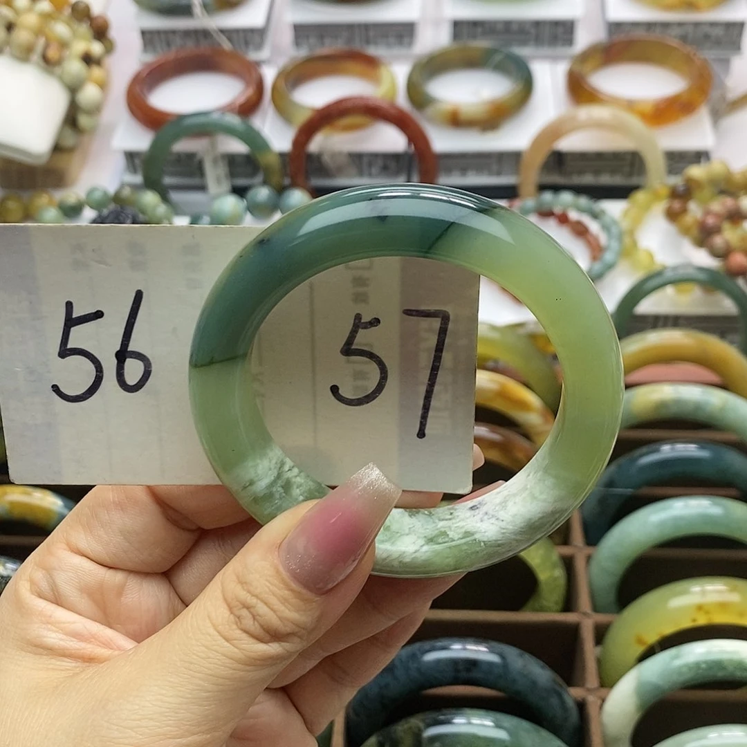 蛇纹石玉手镯合金