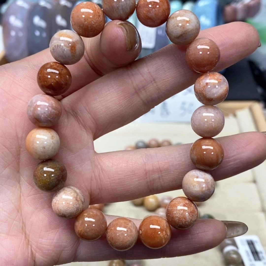 硅化珊瑚（珊瑚玉）手链未镶嵌100