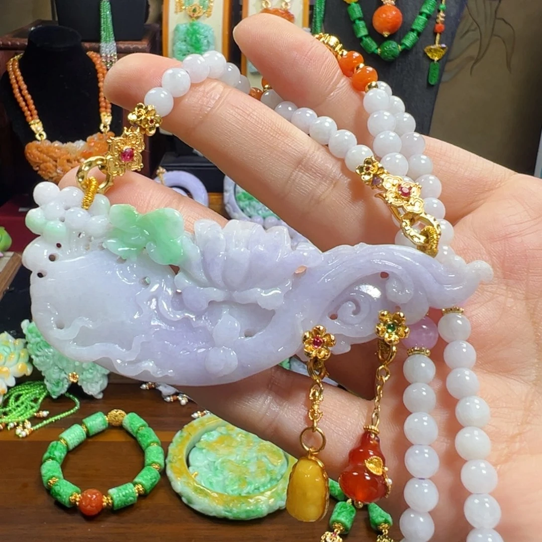 翡翠未镶嵌吊坠(赠链)紫春彩人参如意