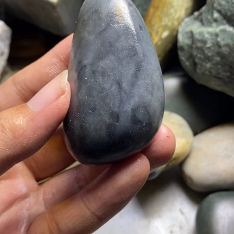 未镶嵌和田玉（糖玉）挂件盐*水