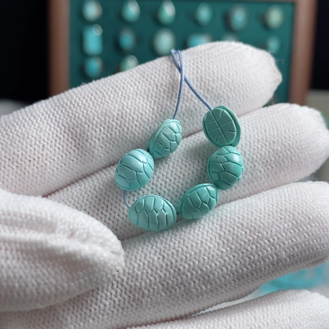 绿松石珠宝奇石未镶嵌昵***置