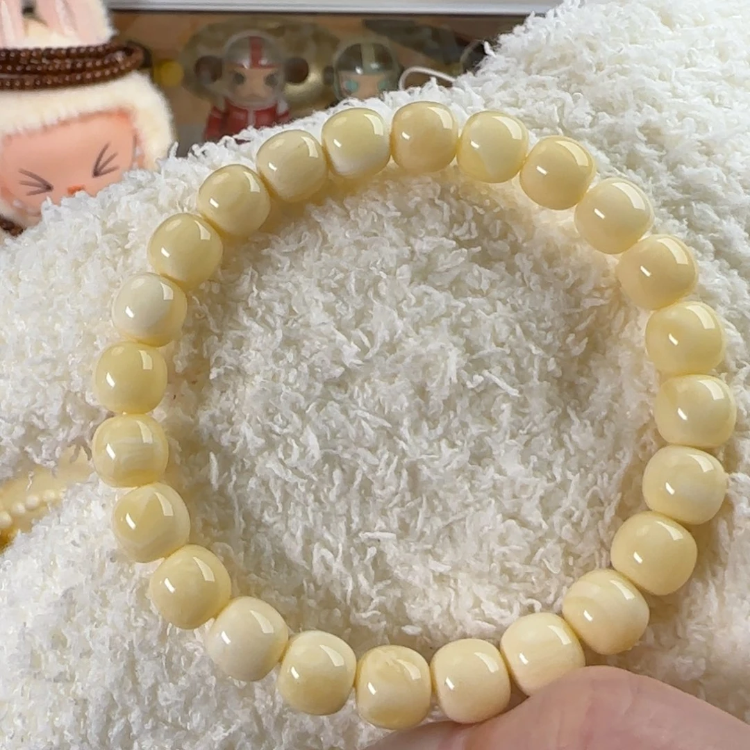 琥珀未镶嵌珠宝奇石9