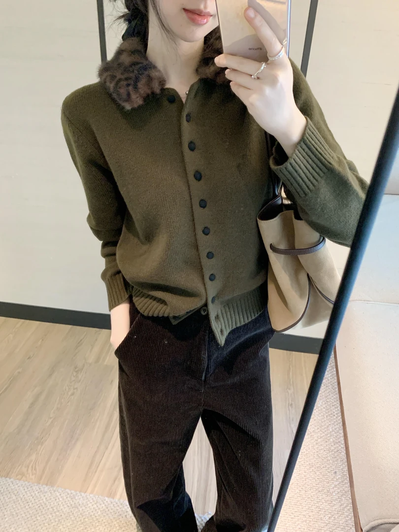 秋冬新款休闲针织套头款拼接毛针织衫长袖上衣女百搭韩版气质裤子