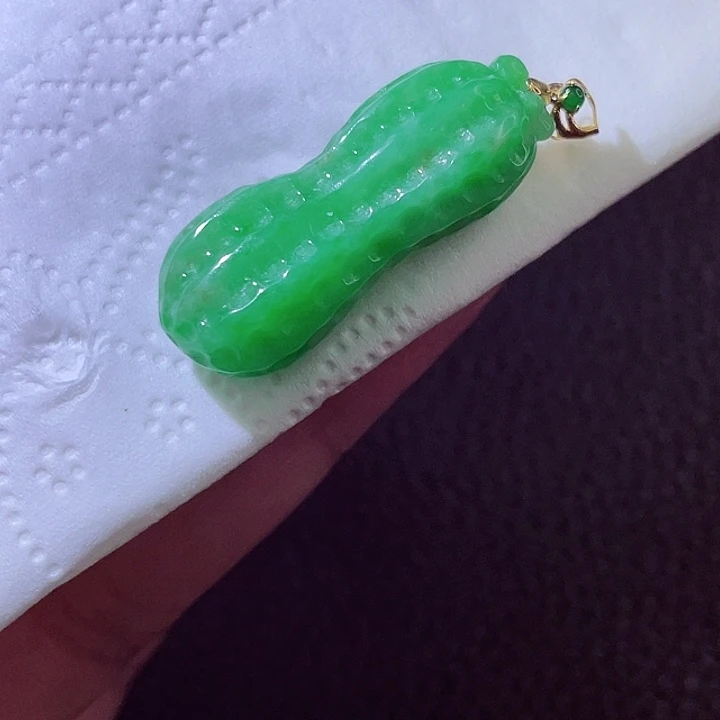 颈饰18K金镶嵌翡翠翡翠