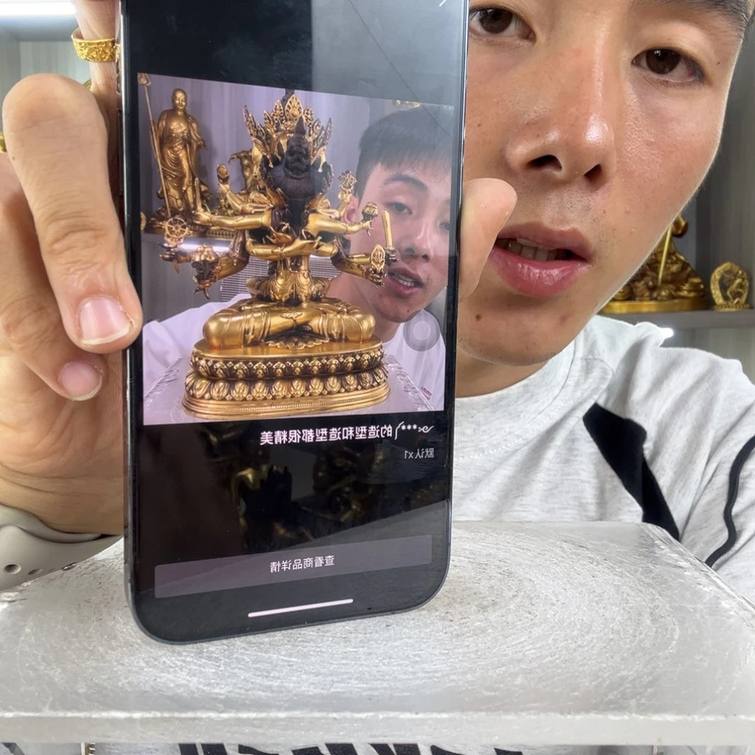 ༺***༽的造型和造型都很精美