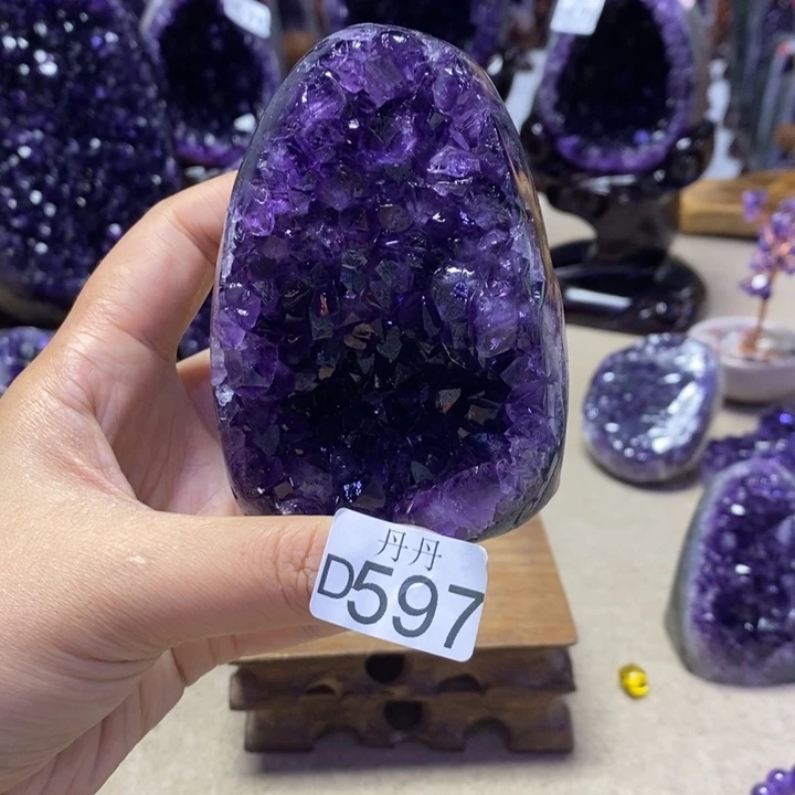 未镶嵌大型摆件（非配饰）水晶
