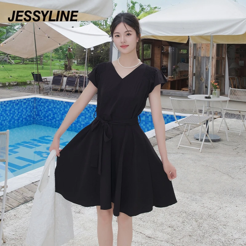 jessyline夏季新款 杰茜莱黑色v领显瘦连衣裙 425211590