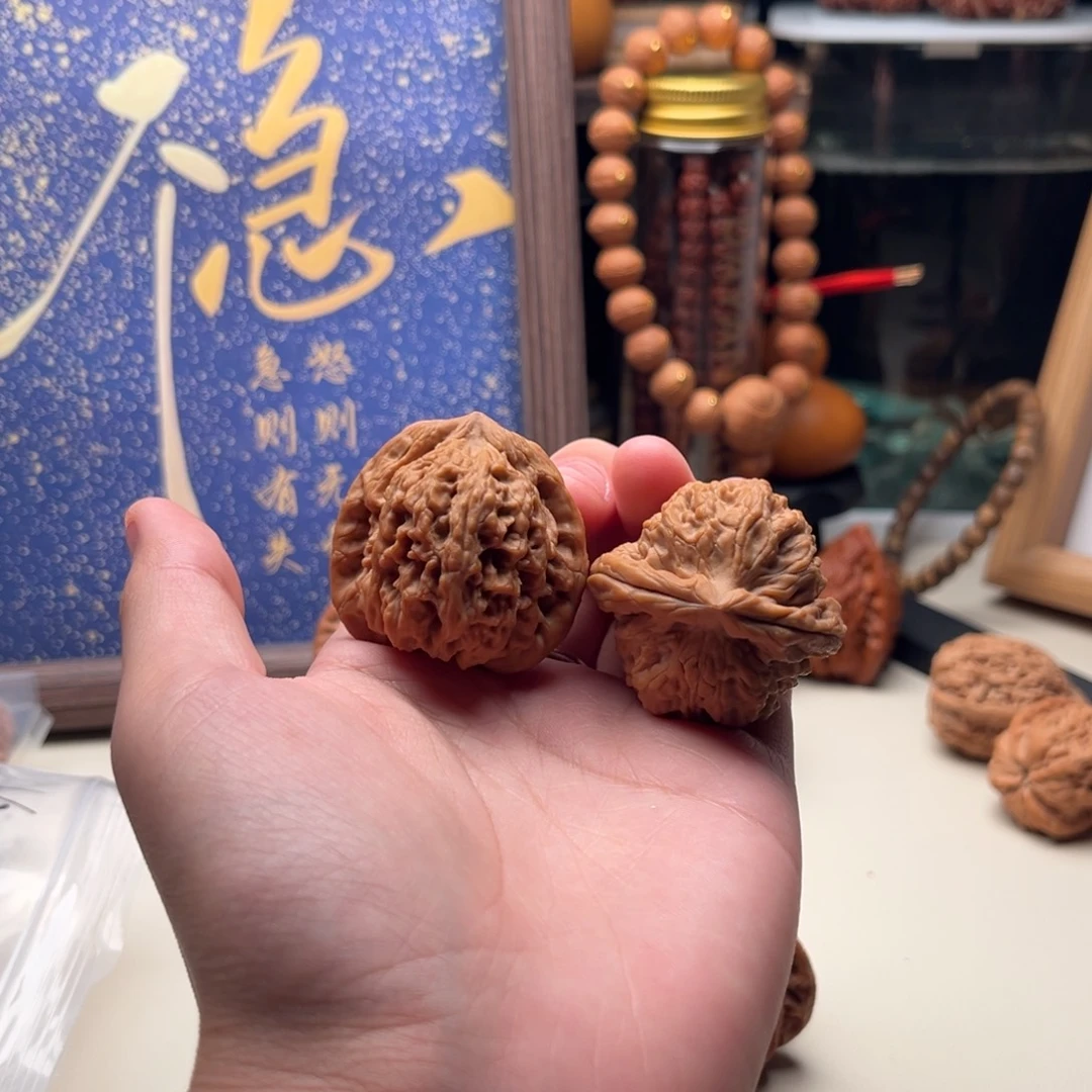 文玩核桃把件37野生小众锦鲤