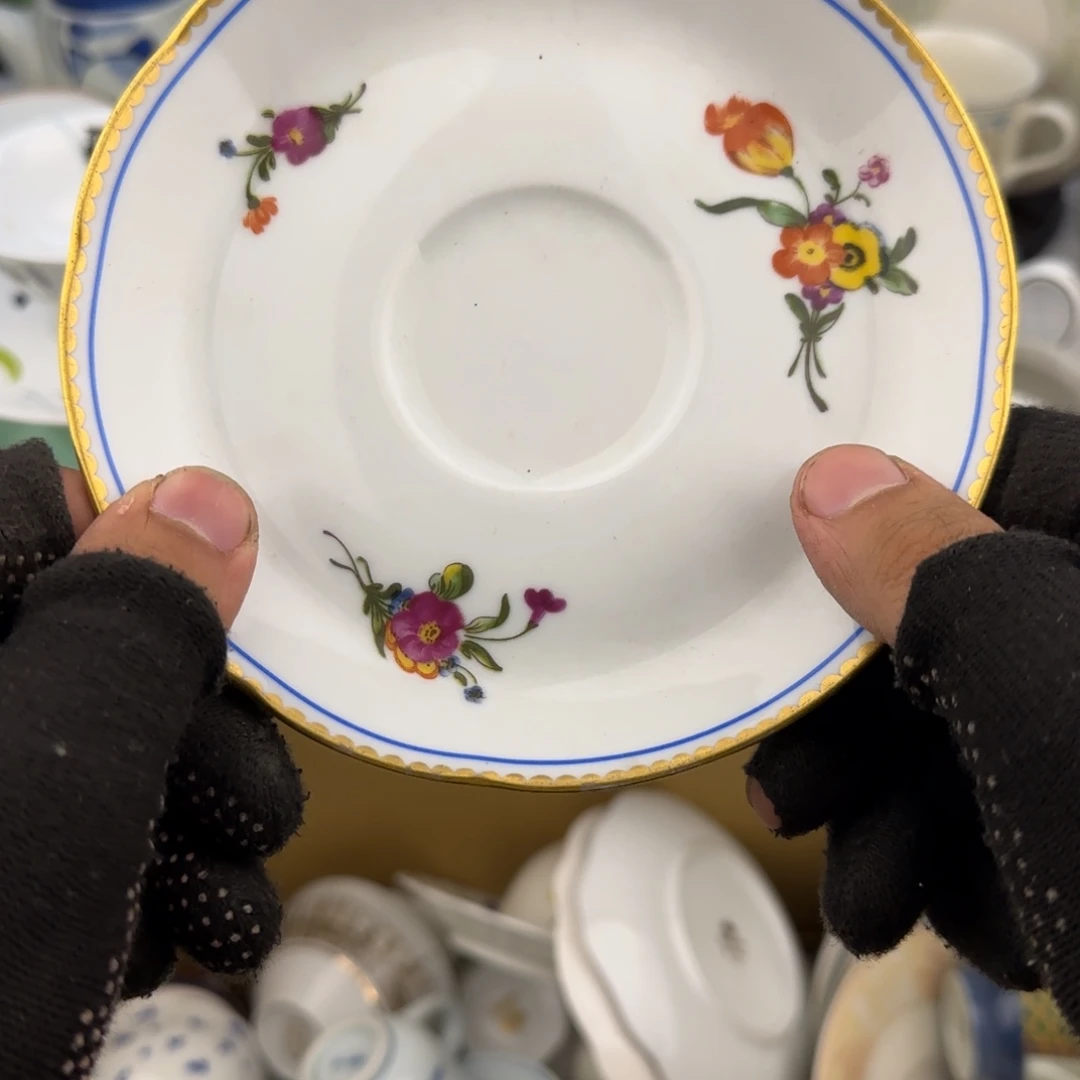 Y***W茶盏哈哈哈哈哈哈哈哈哈哈哈哈哈哈哈哈哈