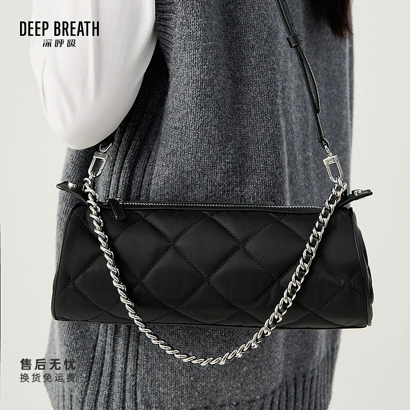 DEEP BREATH深呼吸菱格充棉轻盈腊肠包链条手提单肩斜挎包AB10273