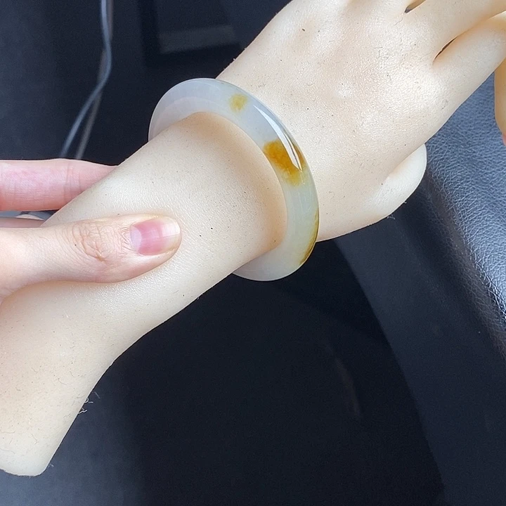 翡翠手镯未镶嵌52➕圆条