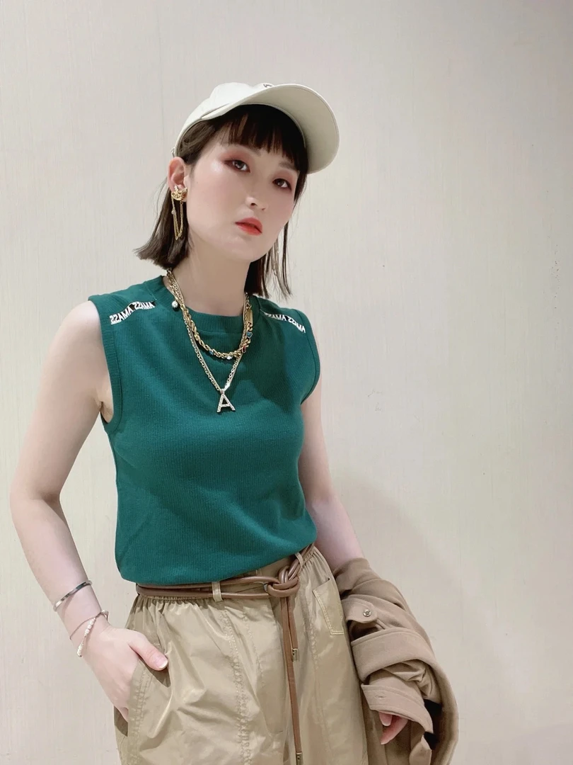 不支持退换 5300513 时尚百搭背心