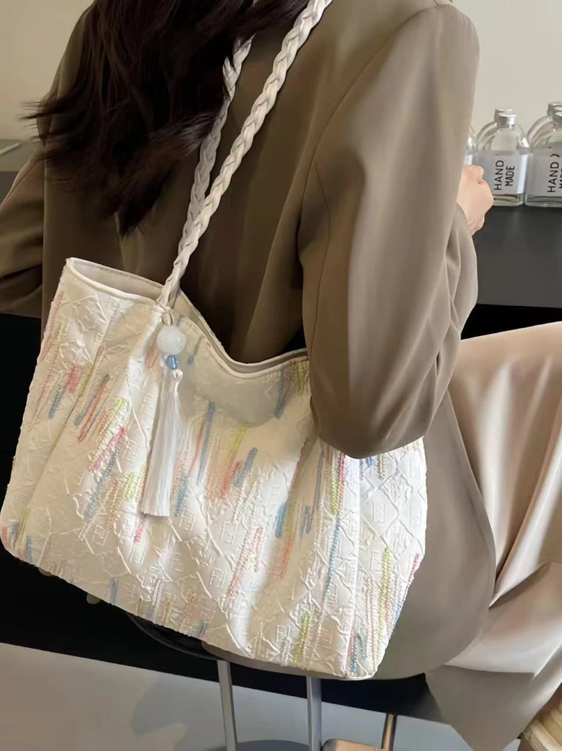 691-699   渠道精选女包   按照编码下单！