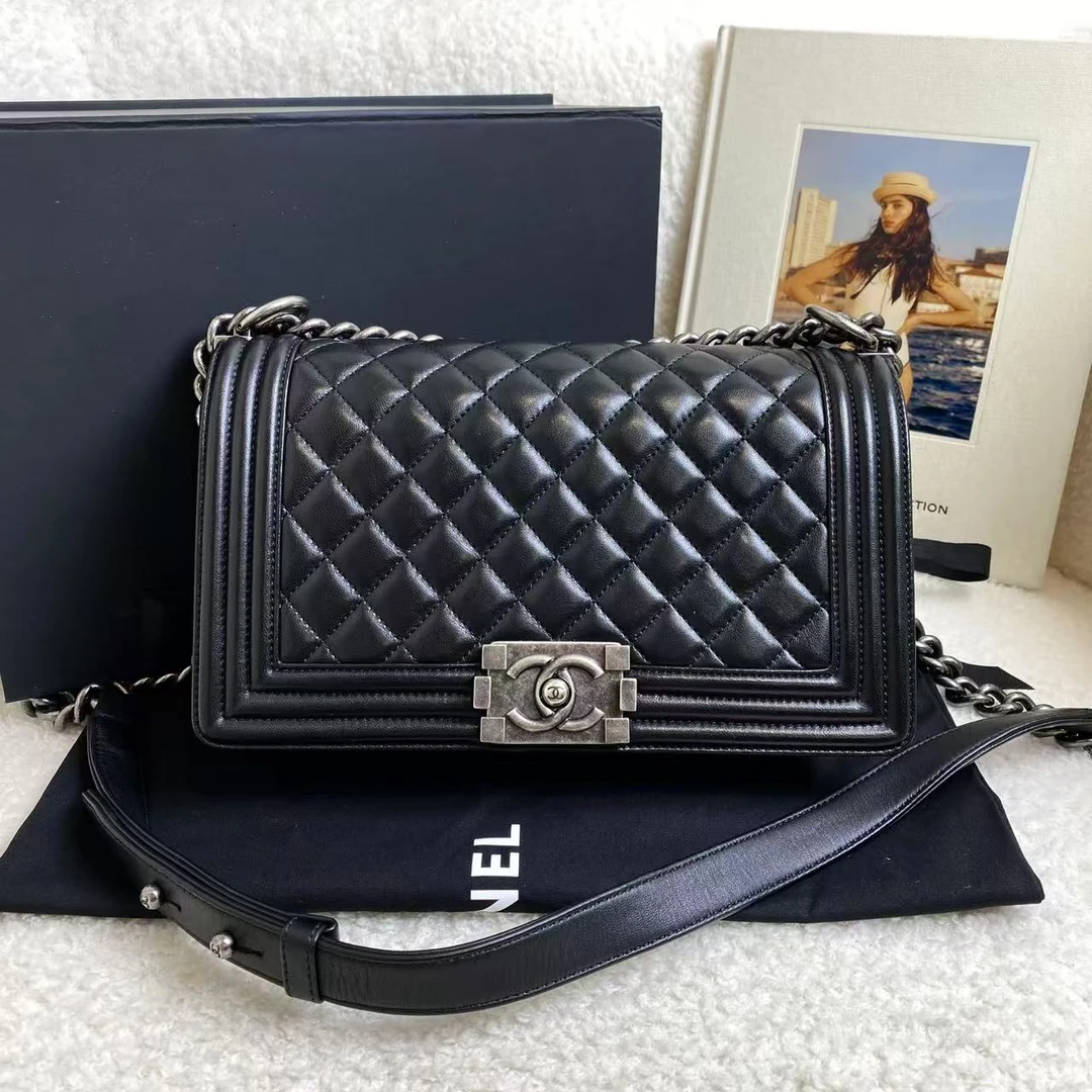 99新 Chanel/香奈儿 壹臻/黑银leboy中号24开/80567843/12期免息