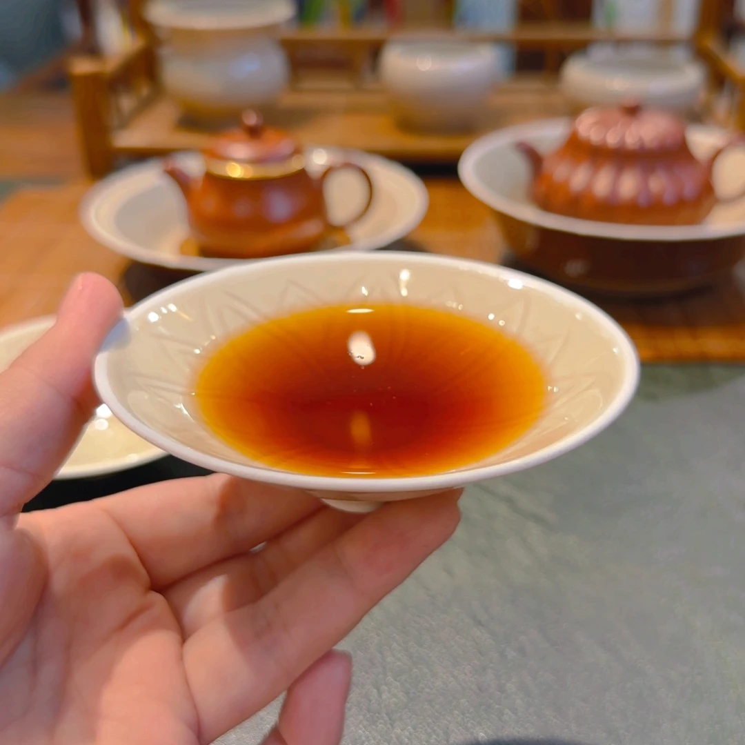仿宋斗笠盏 内刻莲瓣纹 芒口 全手