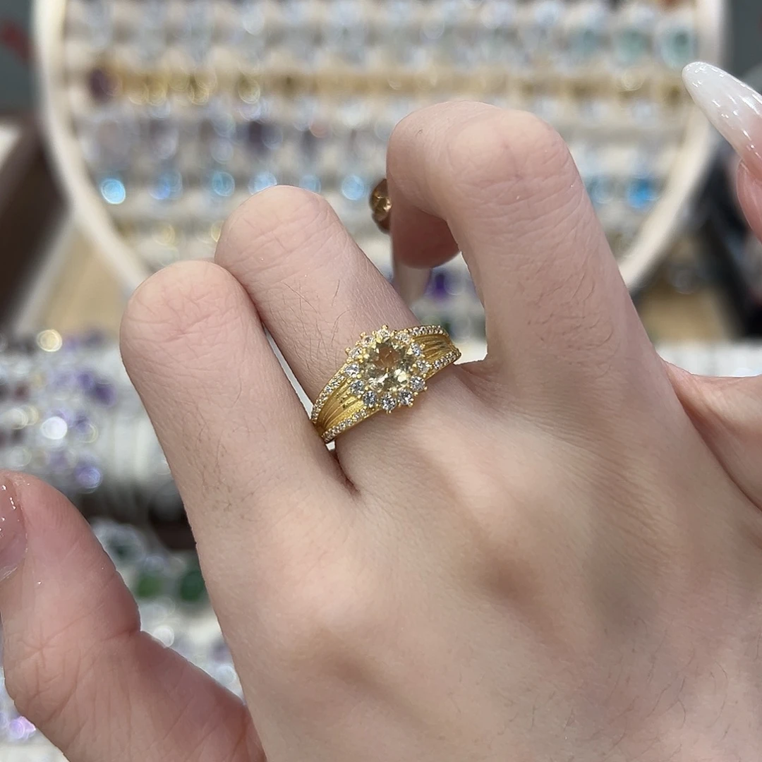 银S925镶嵌黄晶戒指