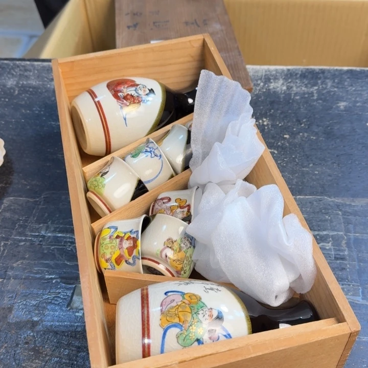 瓷片哈哈哈哈哈哈哈哈哈