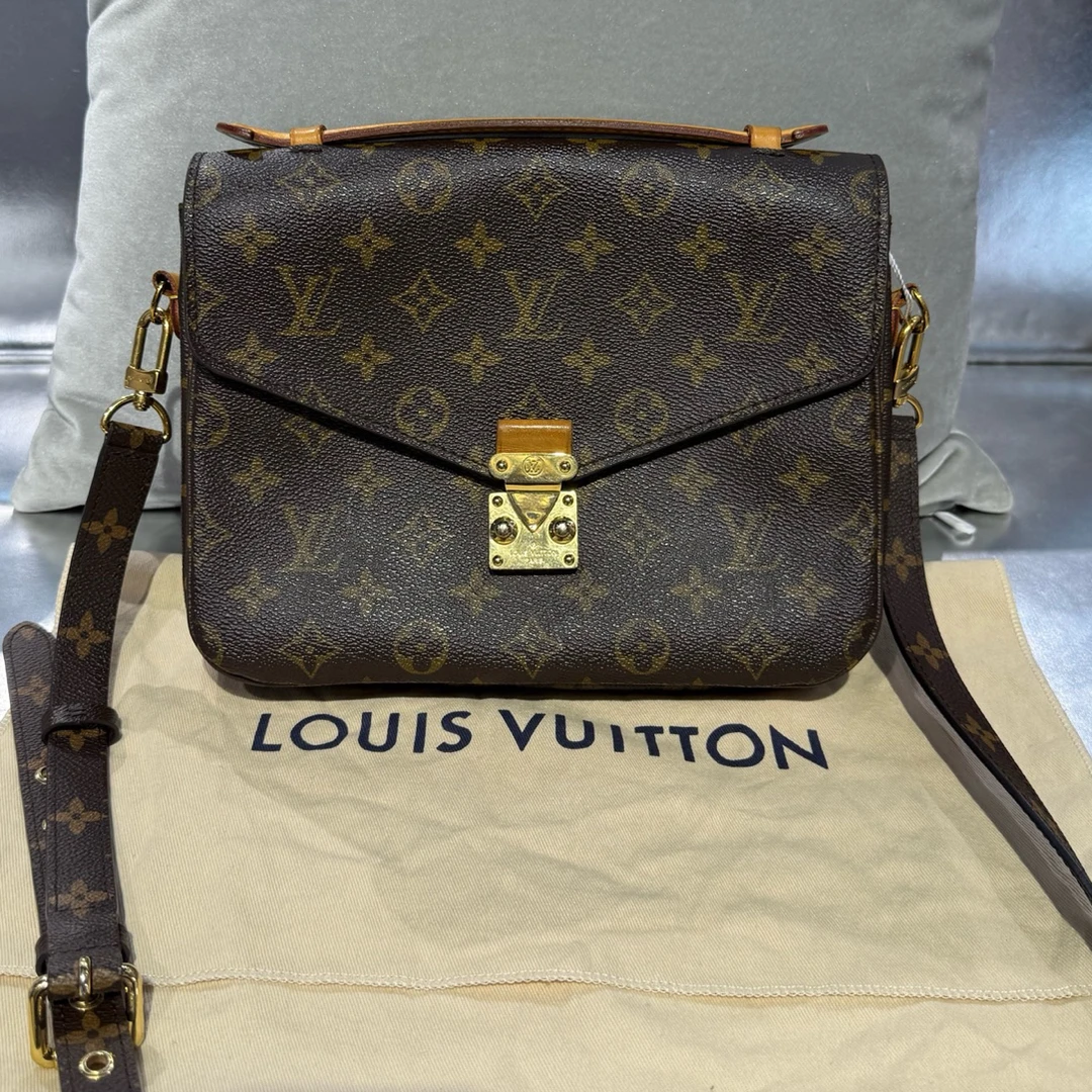 95新 LouisVuitton/路易威登 老花邮差包18年 25/19/7专柜价20300