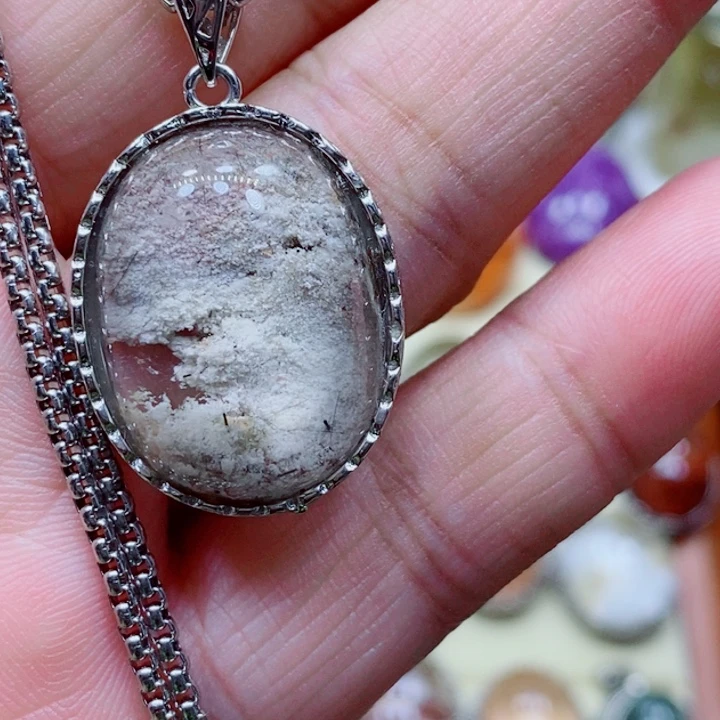 未镶嵌颈饰水晶水晶