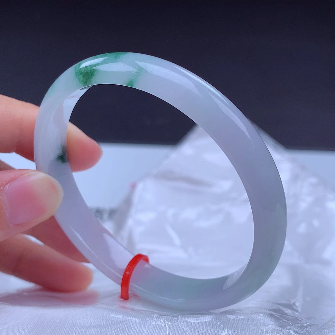 未镶嵌手镯（贵妃镯）翡翠000354