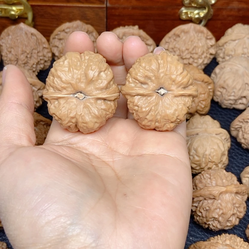 【闪购商品】文玩核桃吊坠九*格蛙蛙38