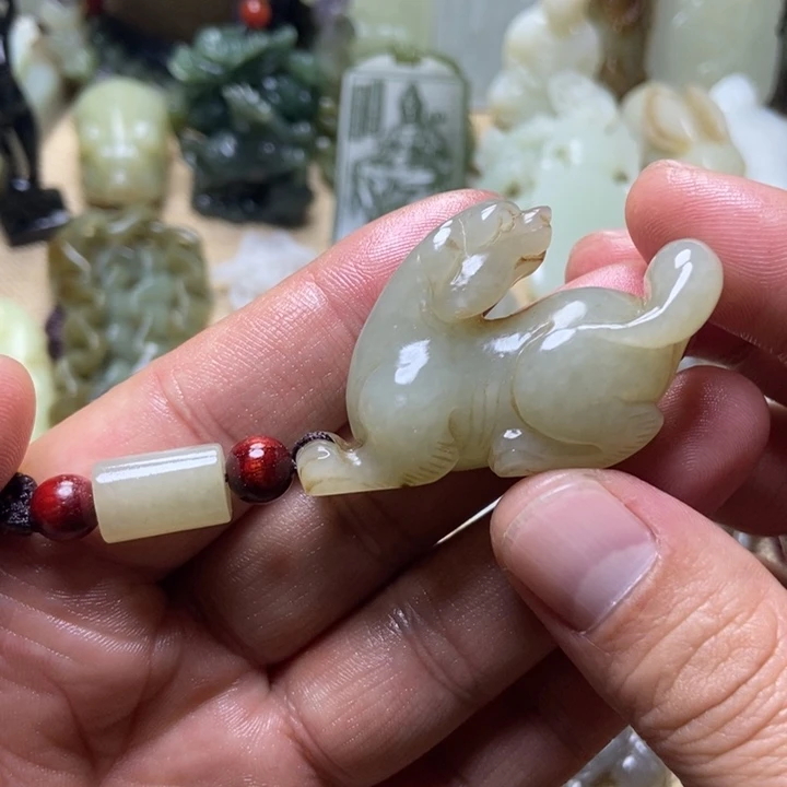 和田玉未镶嵌挂件