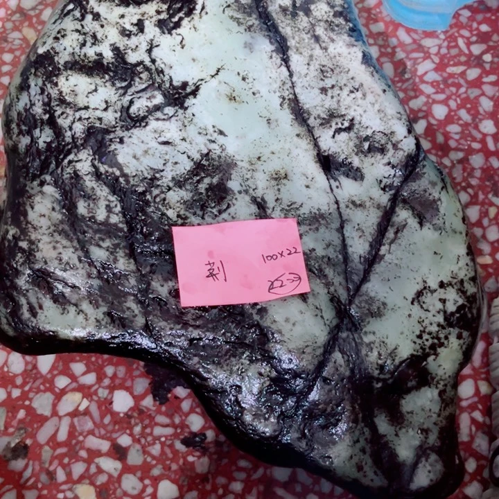 荆***堂和田玉（糖玉）未镶嵌珠宝奇石