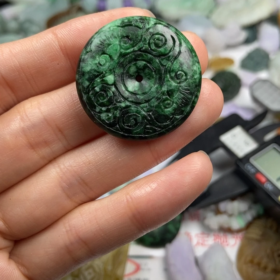 定制翡翠未镶嵌翡翠