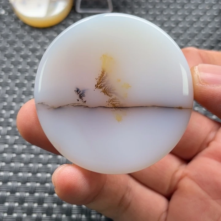 7***7玛瑙/玉髓未镶嵌颈饰