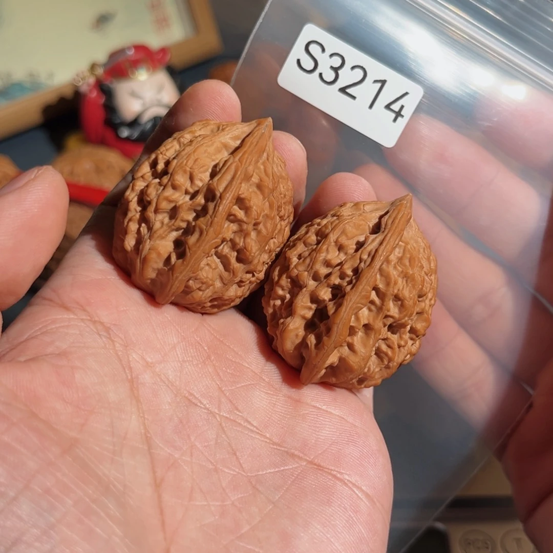 文玩核桃把件鸡心