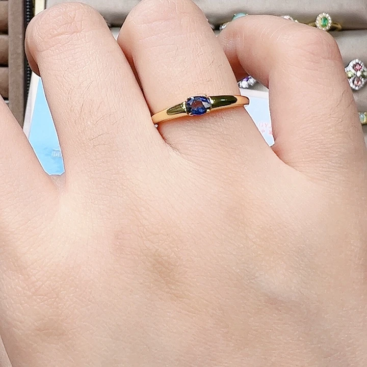 银S925镶嵌戒指蓝宝石