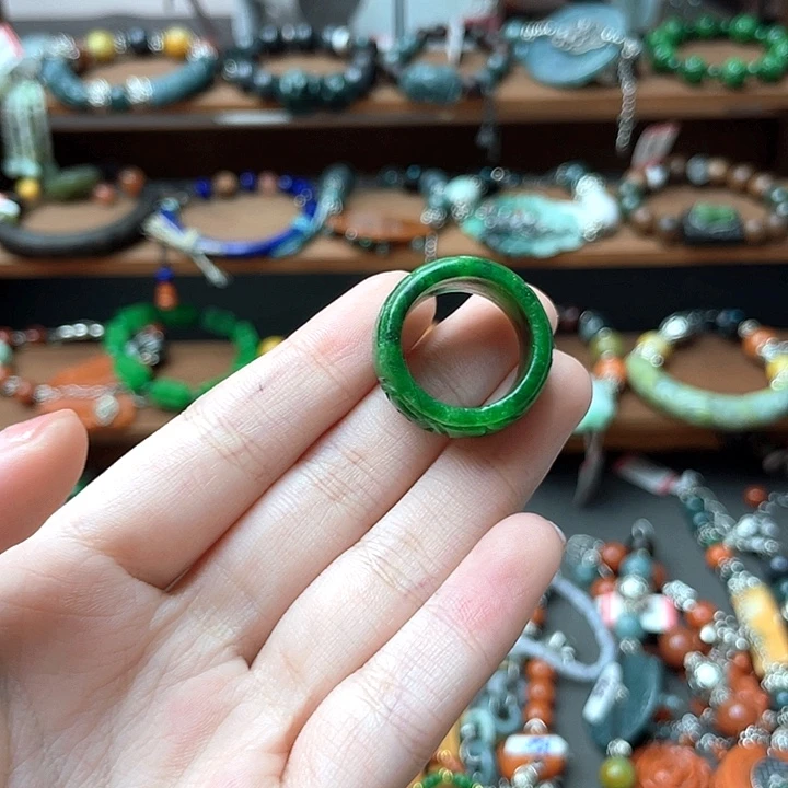 翡翠未镶嵌戒指饰品
