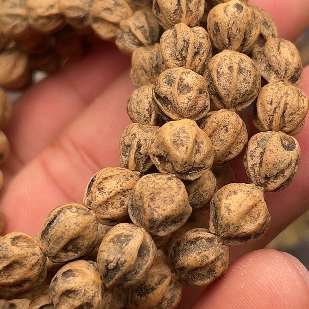 叙***弹柏香籽/百香籽吊坠