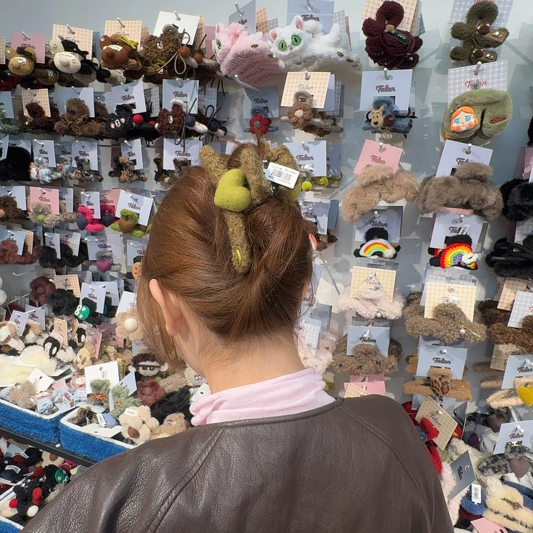 绿色爱心抓夹哦哦哦哦哦