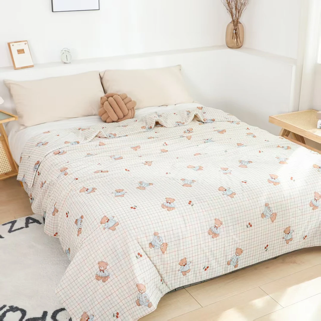 【卡通熊夏被】2.0*2.3M高端A类亲肤柔软透气可机洗四季可用被子。