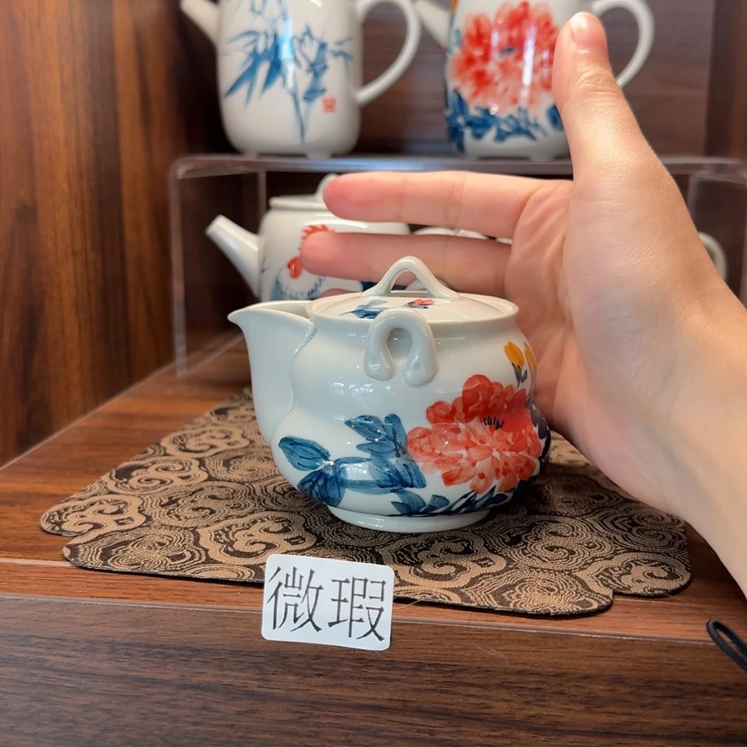 釉下手绘茶具微瑕