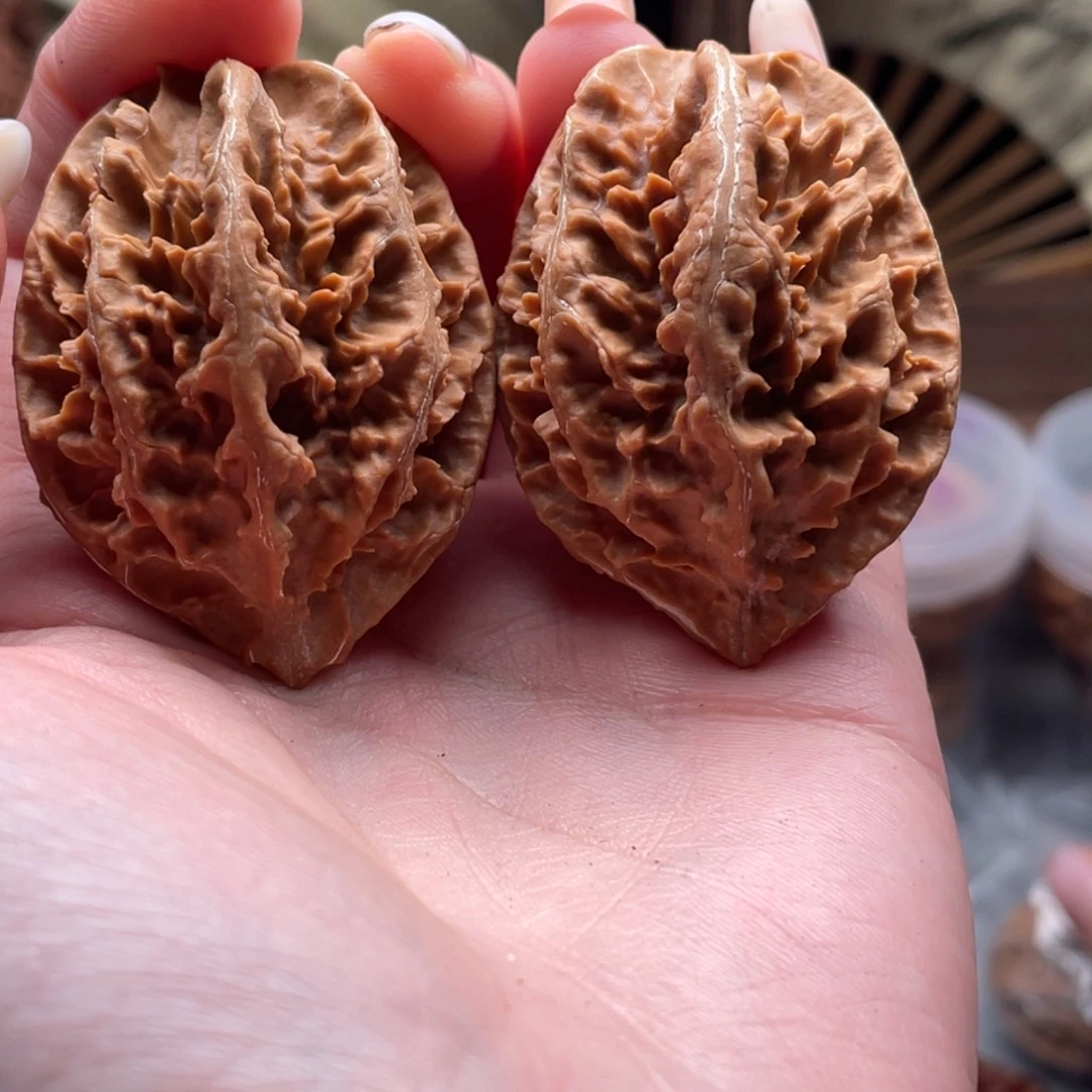 文玩核桃把件楸刀鱼55