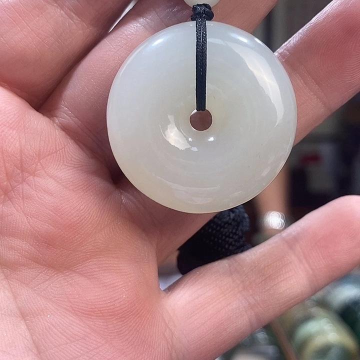 和田玉未镶嵌吊坠(不含链)