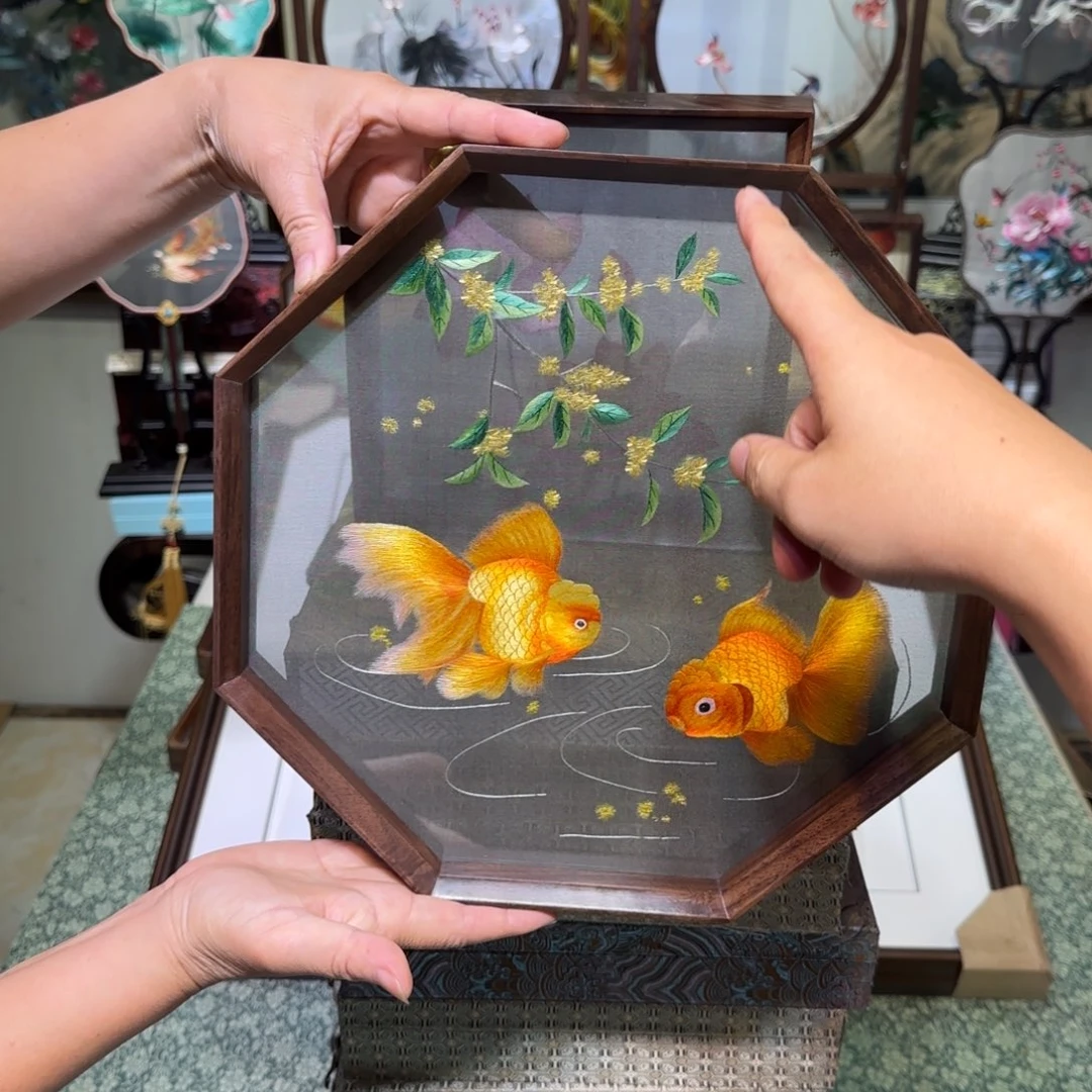 辣***菜刺绣刺绣工艺精湛独特设计异色