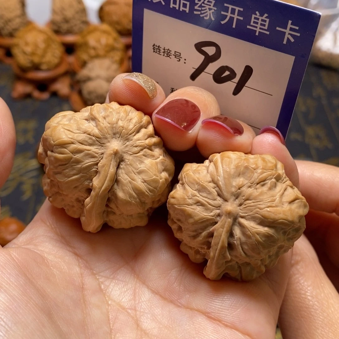 文玩核桃把件一帆风顺36全品。 901