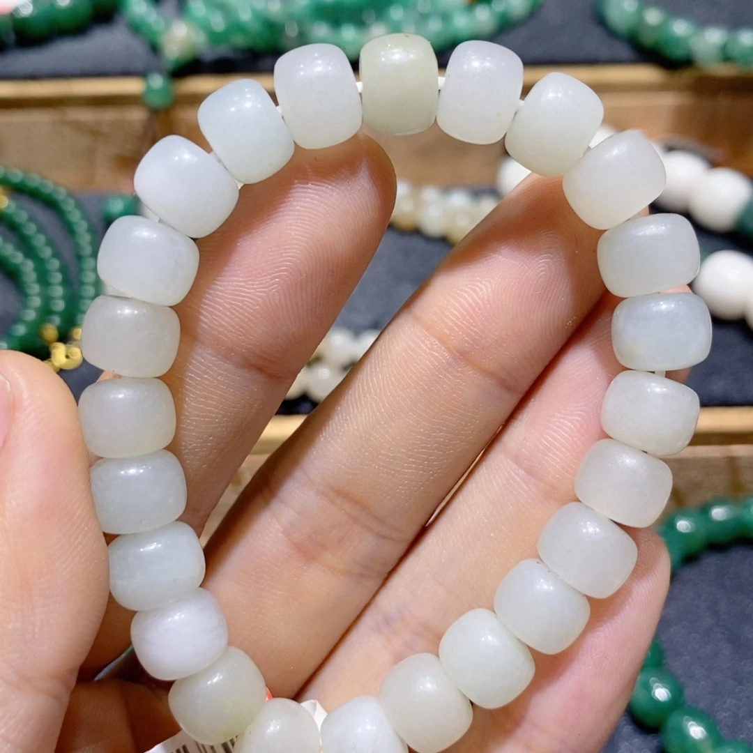 独山玉未镶嵌手串